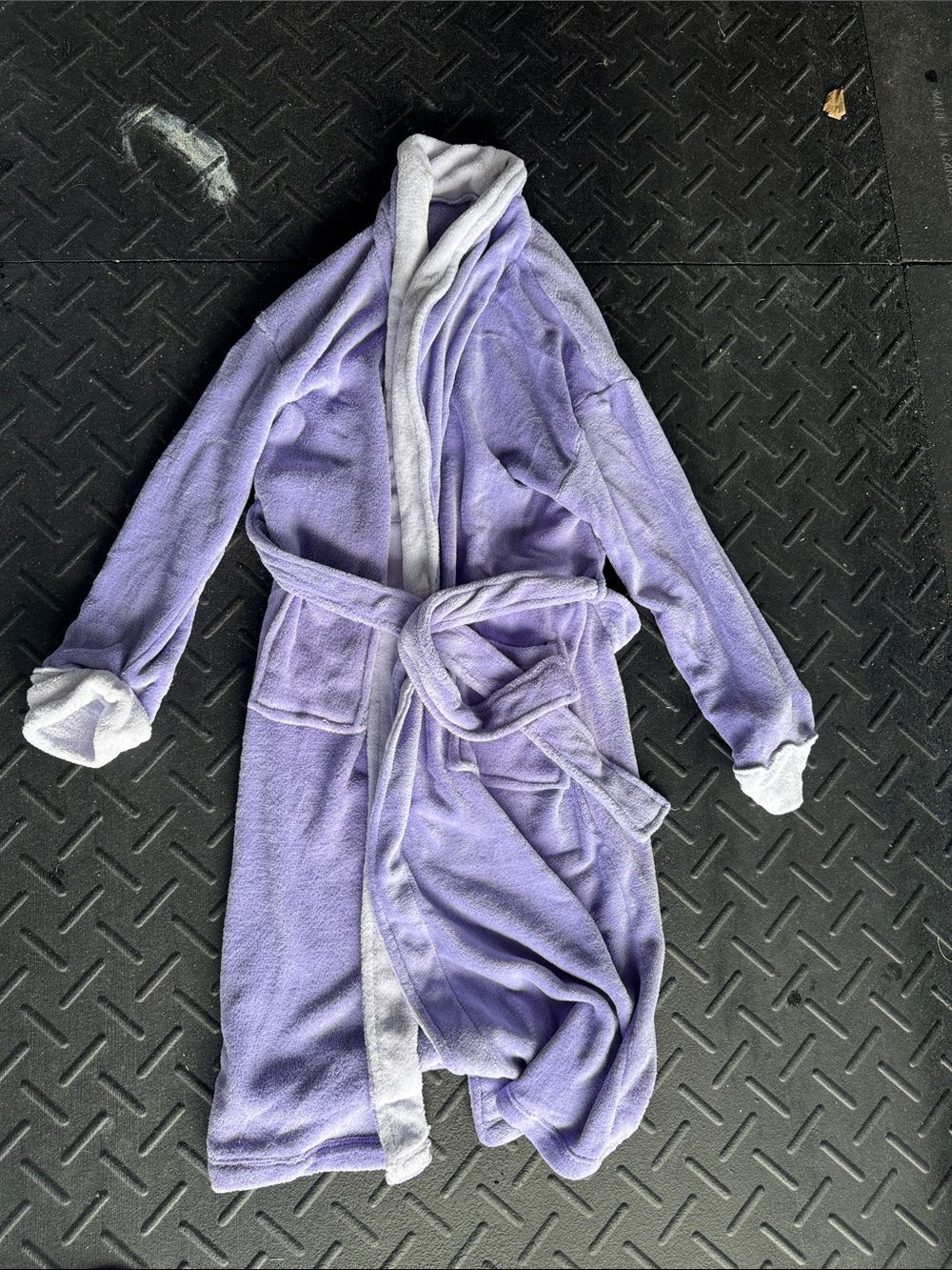 NWOT Ulta Beauty Lavender Plush Robe